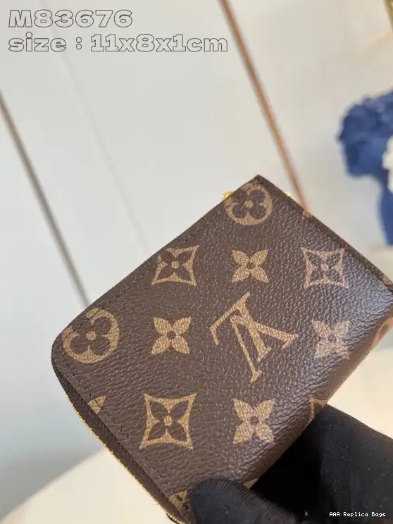 Aaa replica bags Compact Noa Louis Vuitton Wallet-11*8.5*1.5CM 0705